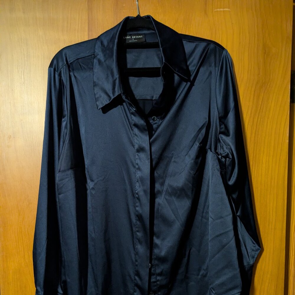 Lane Bryant size 18 navy blue satin-finish button-down blouse